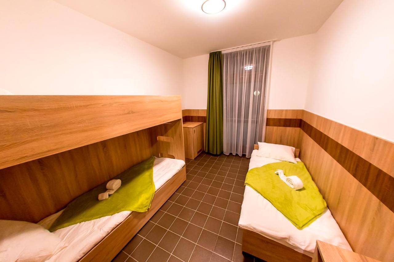 Bed and Breakfast Cvse Clubhaz Es Panzio Cegléd Exteriér fotografie